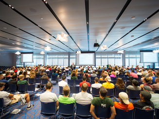 Image of a full room of Kelley Commons