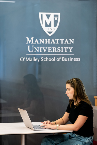 O'Malley School of Business student studying