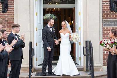 Image of a wedding at Manhattan University